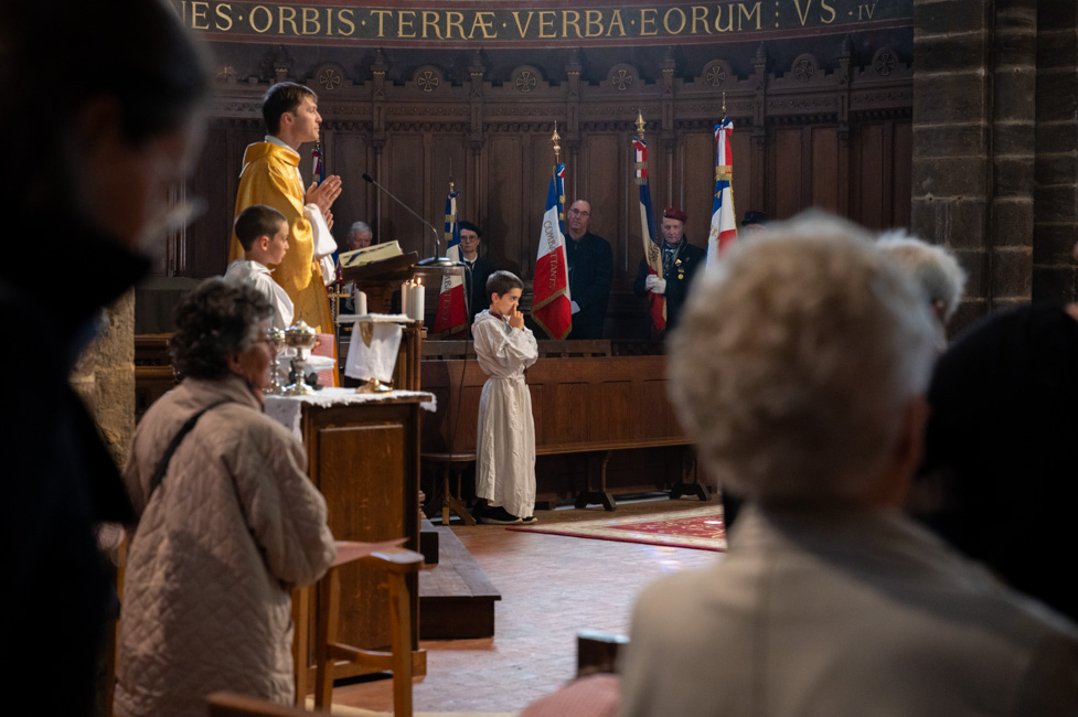 Nicolas Krief - Pratiques et manifestations symboliques de l’autorité et des pouvoirs en milieu rural : Permanences et ruptures.